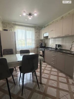 Продаж Квартира Ближні Млини