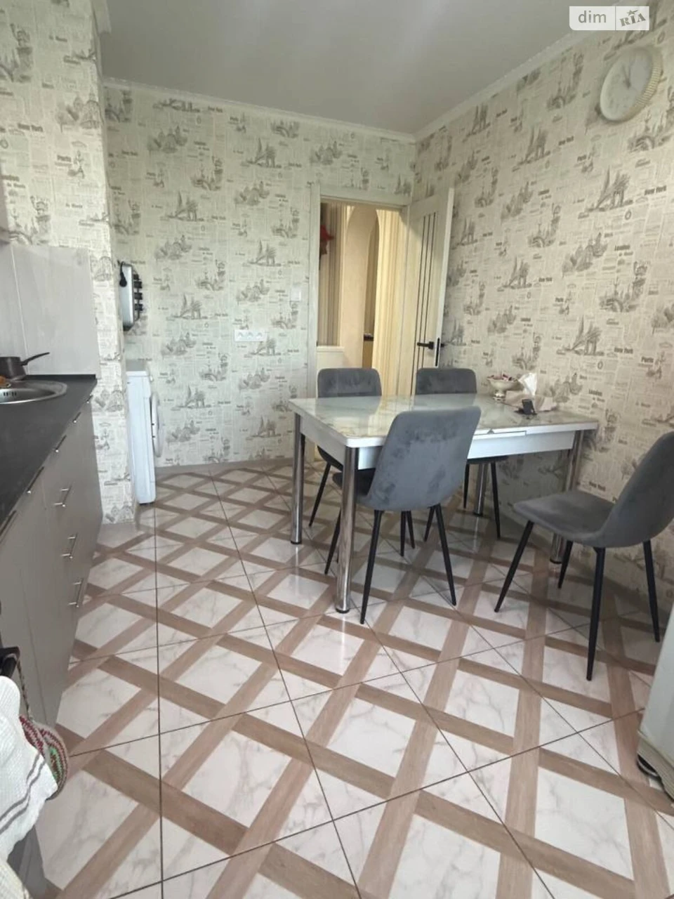 Продаж Квартира Ближні Млини
