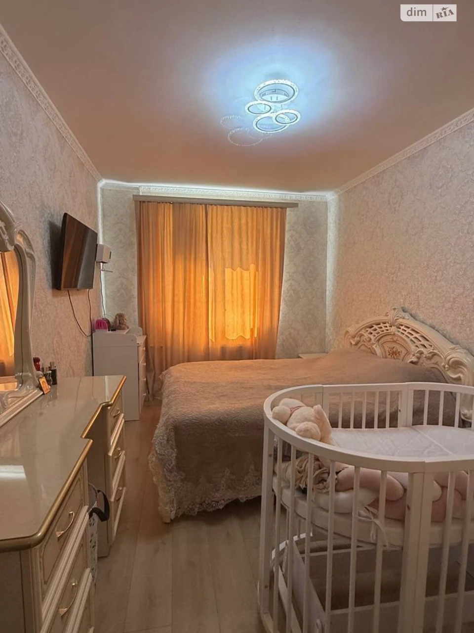 Продаж Квартира Ближні Млини