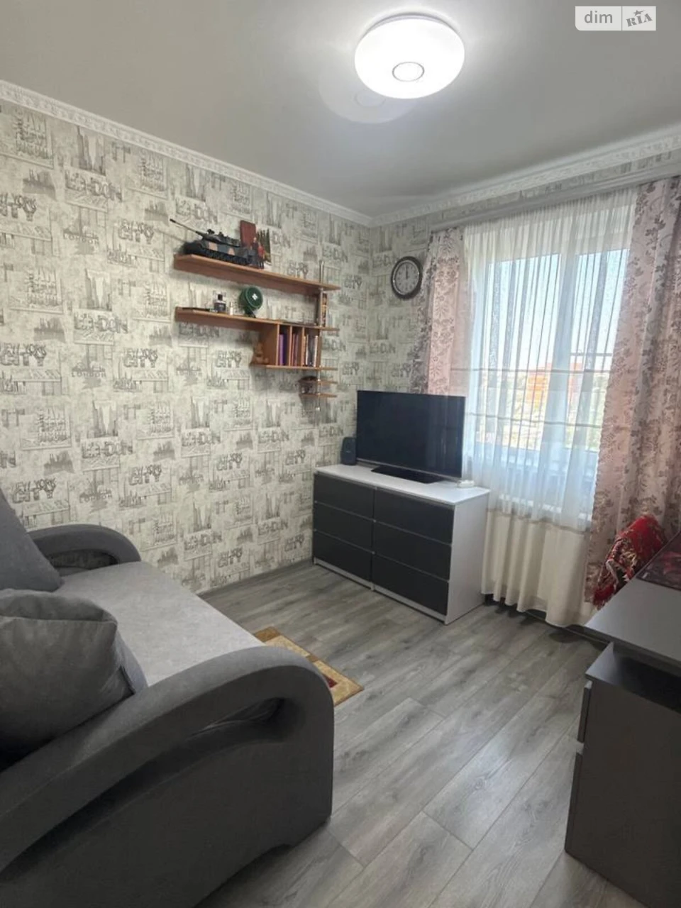Продаж Квартира Ближні Млини