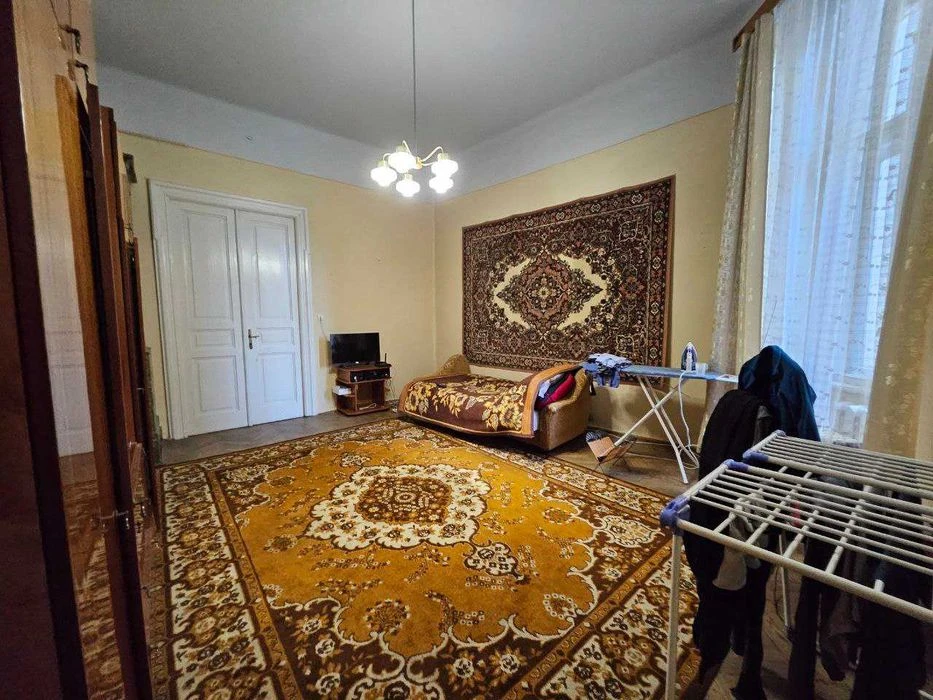Продаж Австрійського люксу 110м2 в Центрі Ів.-Франківську.