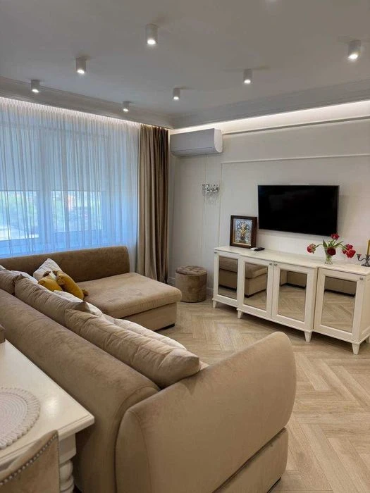VIP-квартира з власною терассою 80 м² + панорамний вид на вс