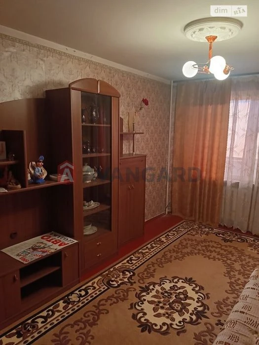 Продаж 3-кімнатної квартири на Митниці!
