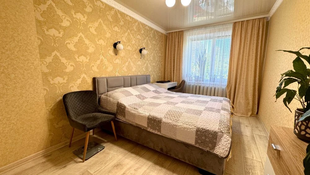Продам 3 кімнатну квартиру, будинок Чешка, ремонт, укомплект
