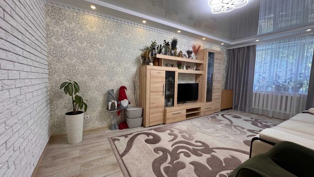 Продам 3 кімнатну квартиру, будинок Чешка, ремонт, укомплект