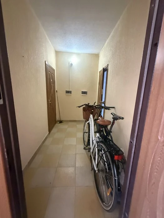 Продаж квартири 42 кв.м. м.Ужгород вул.Єнківська  Газ!