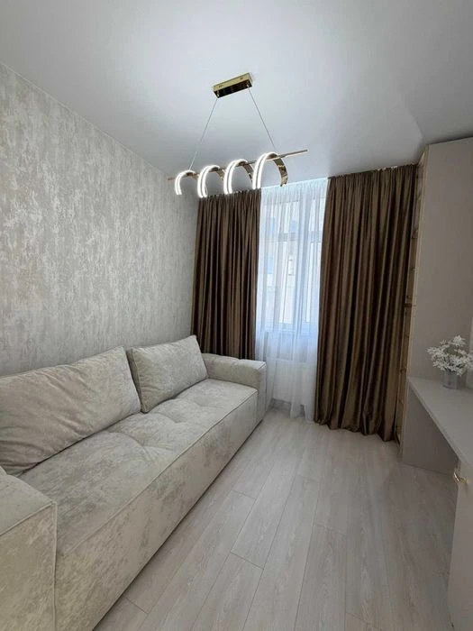 Краснова, Кадорр Сити,60 Жемчужина, продам 2 к. квартиру,рем