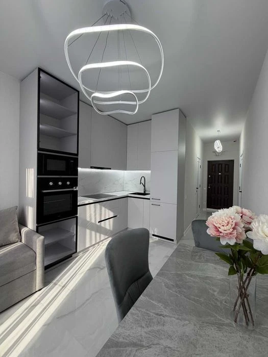 Краснова, ЖК 67 жемчужина,продам квартиру с ремонтом, укрыти