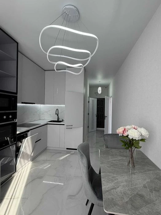 Краснова, ЖК 67 жемчужина,продам квартиру с ремонтом, укрыти