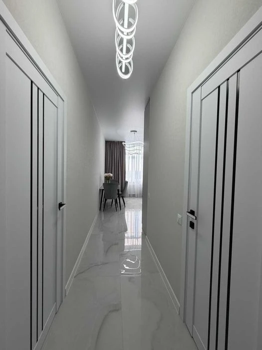 Краснова, ЖК 67 жемчужина,продам квартиру с ремонтом, укрыти