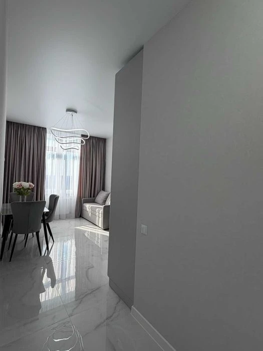 Краснова, ЖК 67 жемчужина,продам квартиру с ремонтом, укрыти