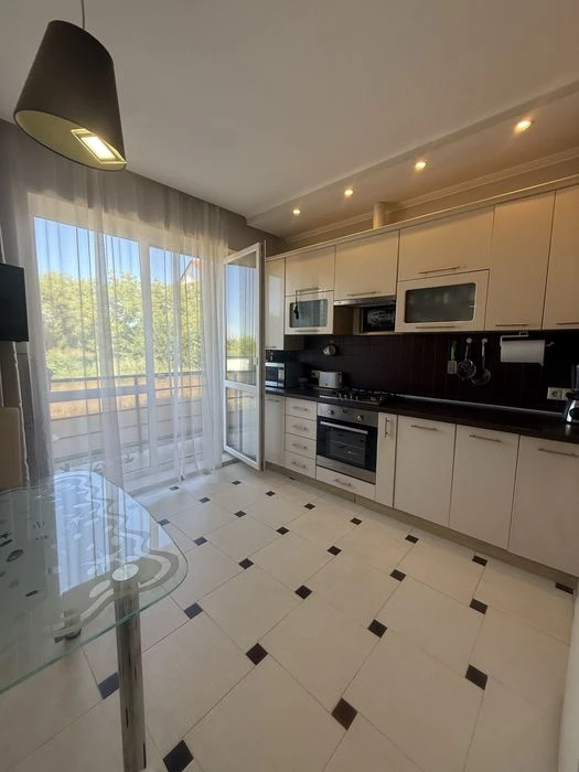 Продаж квартири 42 кв.м. м.Ужгород вул.Єнківська  Газ!