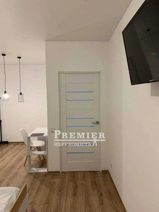 Продам однокімнатну квартиру у новому ЖК