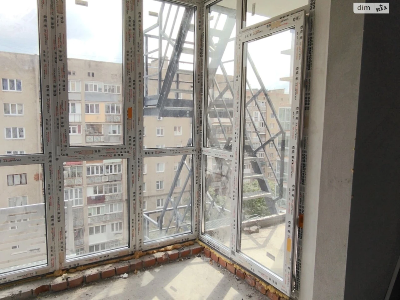 Продаж Квартира Брати