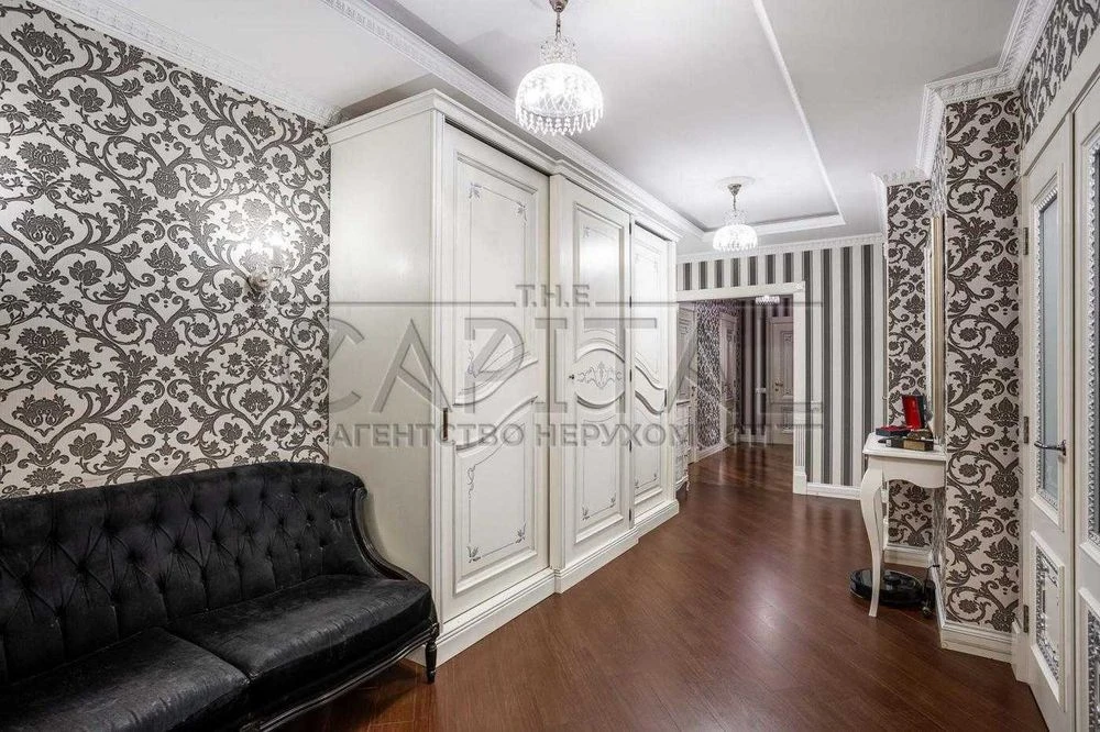 Apartment for sale, residential complex Molodezhny quarter, ul. Hmyry Borysa, D