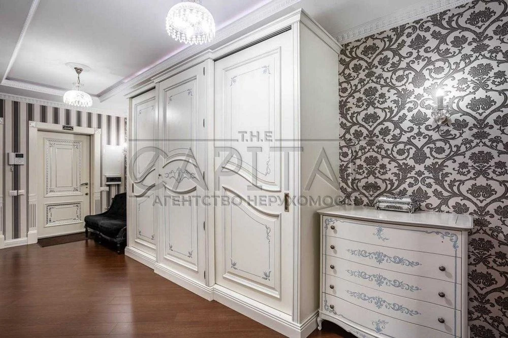 Apartment for sale, residential complex Molodezhny quarter, ul. Hmyry Borysa, D