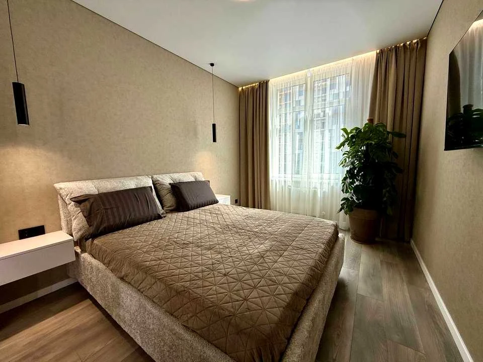 Apartment. Odesa, Krasnova St.