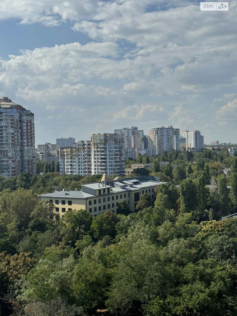 Продаж Квартира Приморський