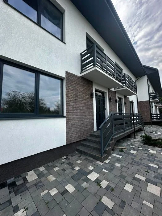 Продаж нових котеджів в Ужгороді