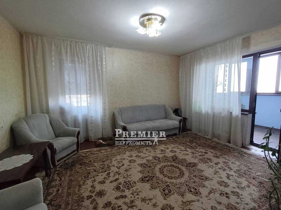 4-кімнатна простора квартира 85 кв.м Капітальний ремонт вул.