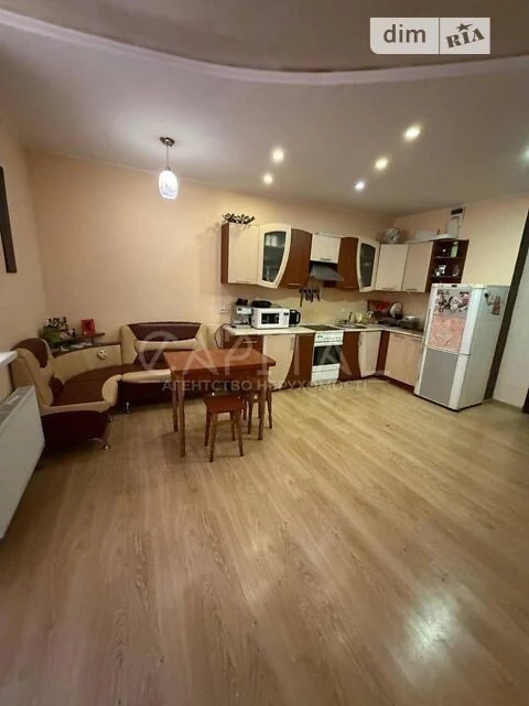 Sale of 3-room apartment 120 sq. m. on Mykhaylo Maksymovycha st. 3G