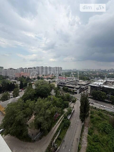 Sale of 3-room apartment 120 sq. m. on Mykhaylo Maksymovycha st. 3G