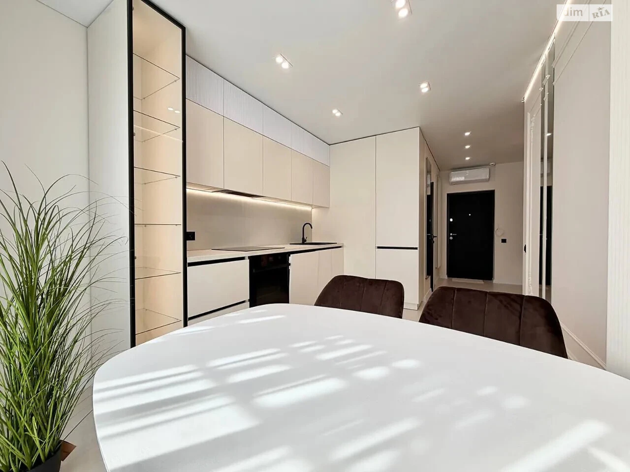 Продаж Квартира Набережна