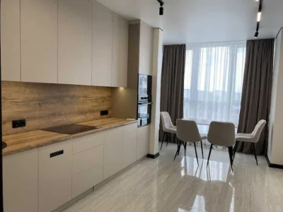 Продам 1 кімнатну квартиру з ремонтом, готова до проживання!