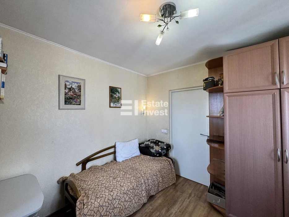 Продаж 3к квартири на Солом'янці | 3 окремі кімнати | цеглян