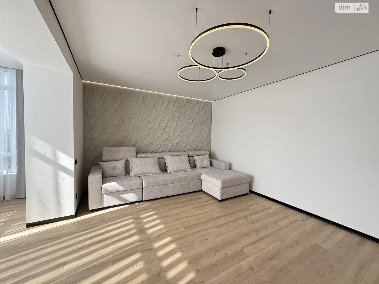 Продаж Квартира Набережна