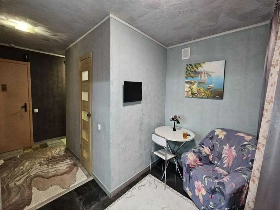 Продаж 1 кімнатної квартири 52 м2. Ремонт. Цегла Сади №10236
