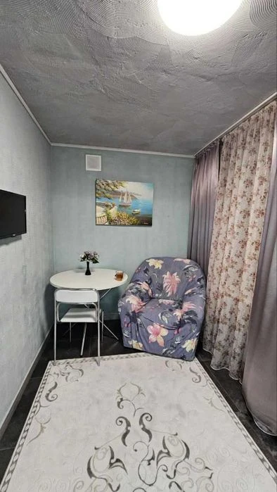 Продаж 1 кімнатної квартири 52 м2. Ремонт. Цегла Сади №10236