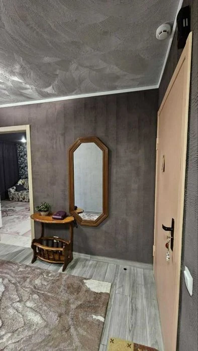 Продаж 1 кімнатної квартири 52 м2. Ремонт. Цегла Сади №10236