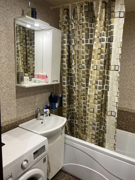 I will sell a 1-room apartment in Borodinsky District on Ladozhskaya Street