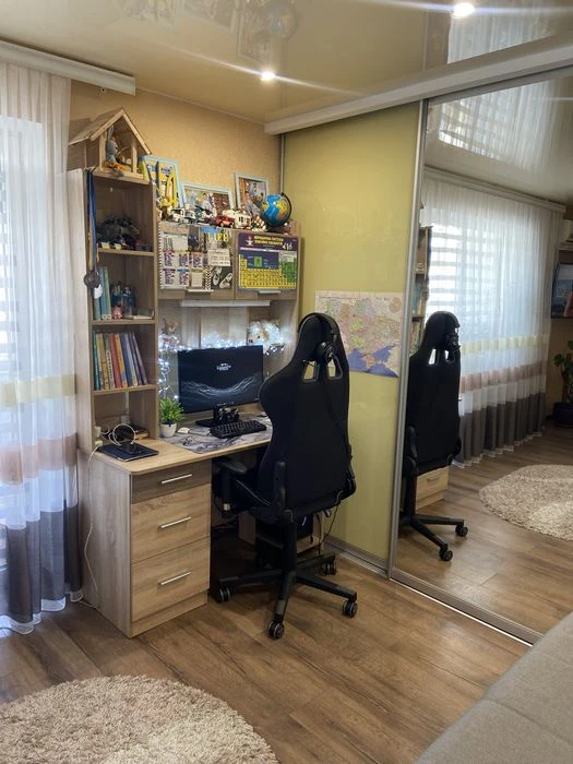 I will sell a 1-room apartment in Borodinsky District on Ladozhskaya Street