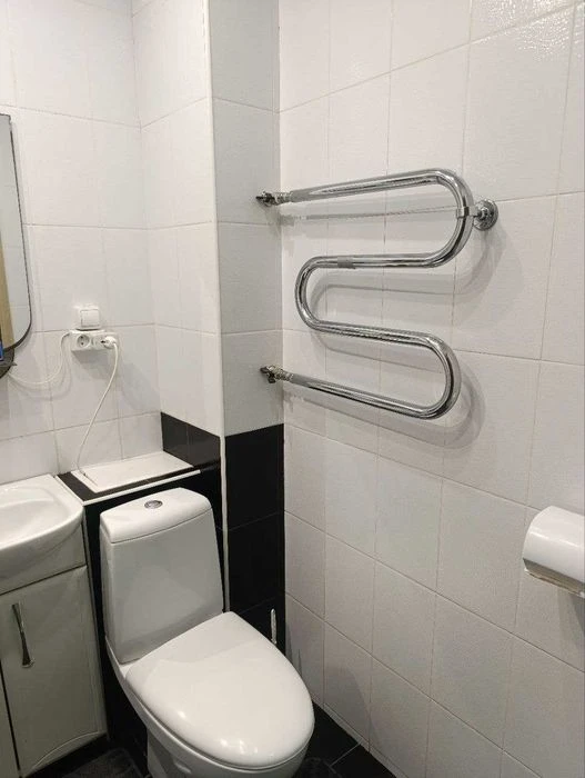 One-room apartment for sale. 1st floor, 9th floor, 36 sq m. Saltovskaya metro station.