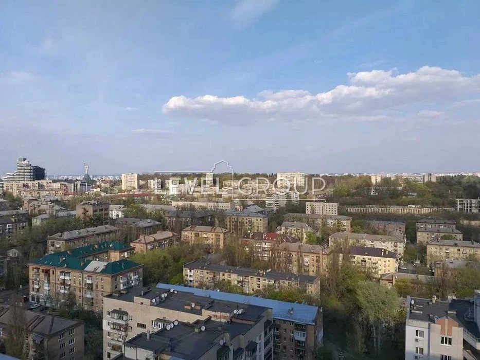 1 кімнатна 50, 3 м.кв в ЖК Новопечерський Двір вул Андрія Ве