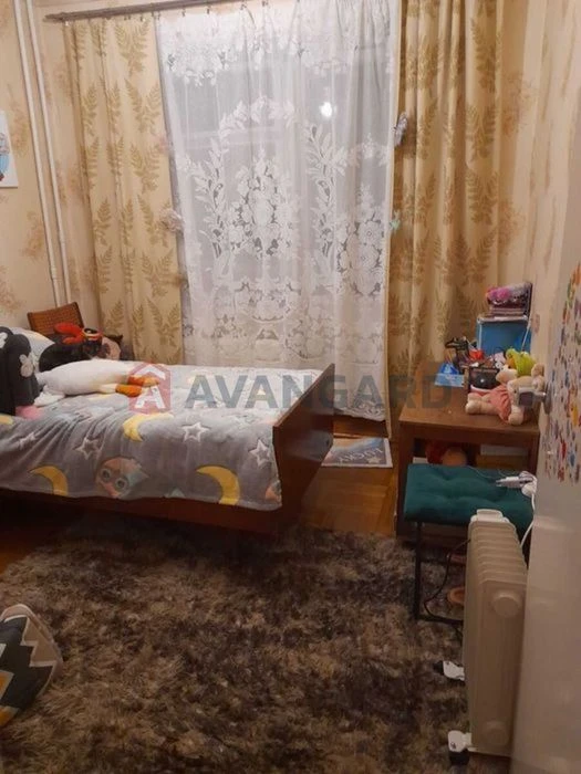 Продам 3 кімнатну квартиру в Хортицькому районі