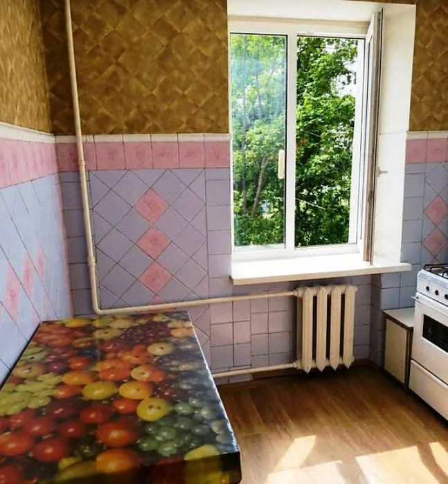 7m 2 квартира  рынок ХТЗ Александровский  метро Тракторный з