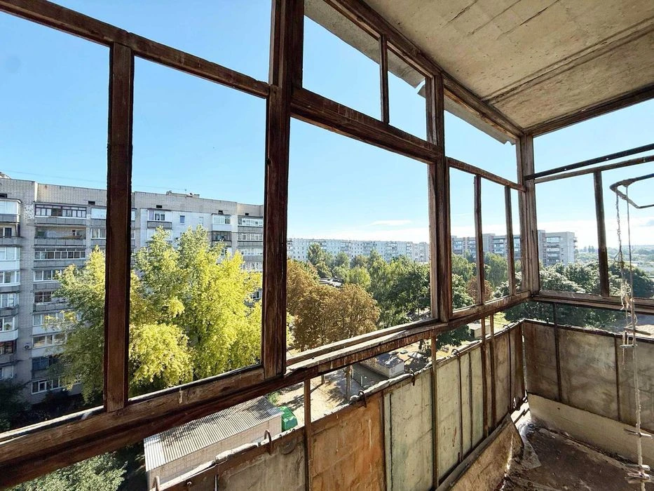 Продаж 1-кімнатної квартири пр.Перемоги, біля ТЦ Мост