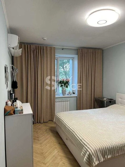 Продаж 3к квартири 80 м² Оболонь Володимира Івасюка 20А