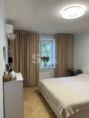 Продаж 3к квартири 80 м² Оболонь Володимира Івасюка 20А