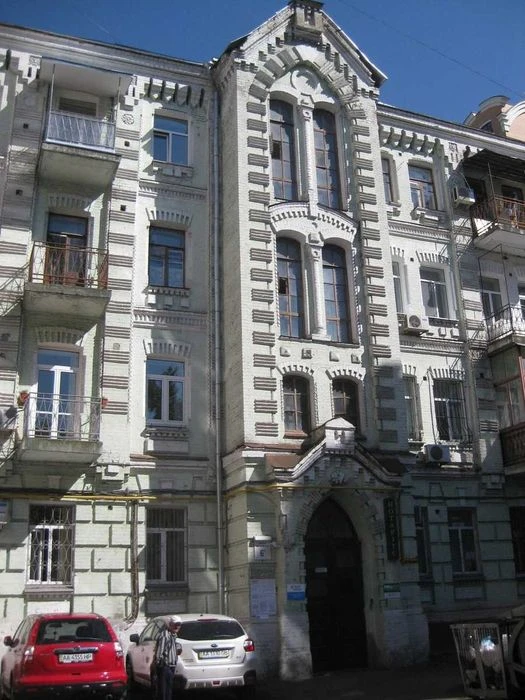 Продаж 4-к квартири, 120м2, з ремонтом, Центр, Лютеранська,