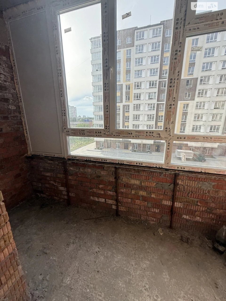 Продаж Квартира Виставка