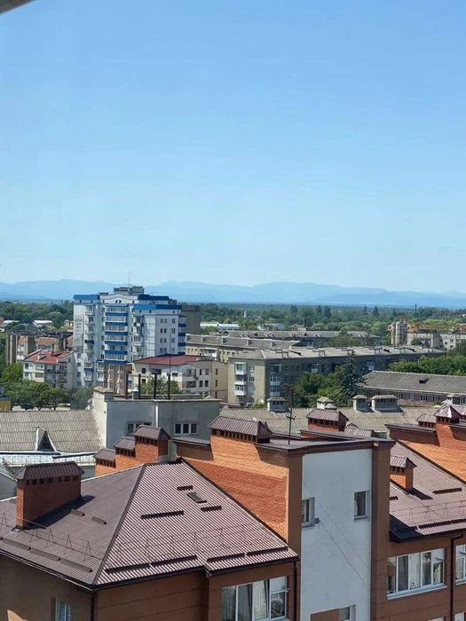 Продаю ВИДОВУ 2к квартиру в обжитій новобудові.Центр. Івано-