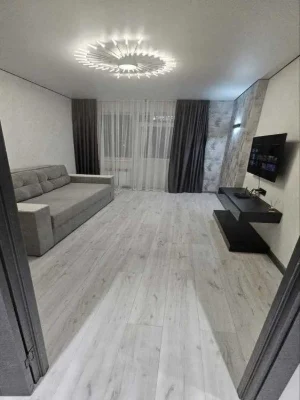 Продаж 1 кімнатної квартири 38 м2 Ремонт Новобудова. №10125