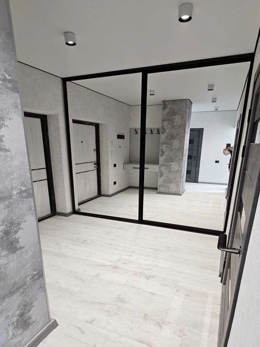 Продаж 1 кімнатної квартири 38 м2 Ремонт Новобудова. №10125