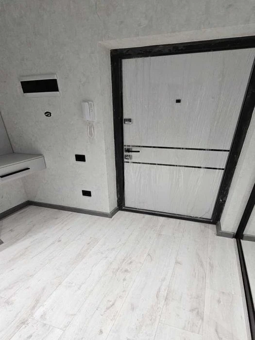 Продаж 1 кімнатної квартири 38 м2 Ремонт Новобудова. №10125