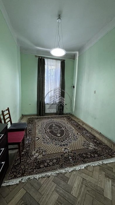 Продаж 3 кімнатної (ізольовані) квартири по вул. Пекарська