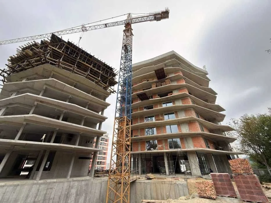 Продаж 1-кімнатної квартири 51.9 м² у ЖК Holosko Residents Д